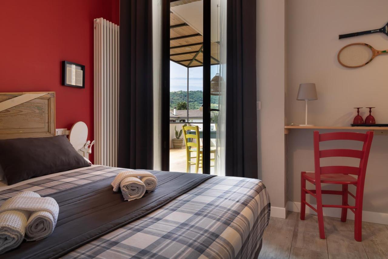 Bed & Breakfast Bric & Brac *